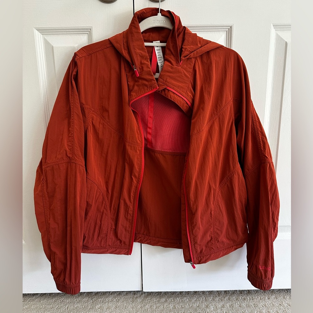 Lululemon Lightweight Hooded Jacket (Pale Raspberry) - Picture 6 of 12